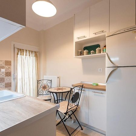Apricot By Halu! Cozy Apt Next To Agia Sophia Metro Station Солун Екстериор снимка