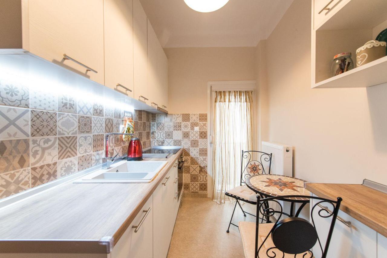 Apricot By Halu! Cozy Apt Next To Agia Sophia Metro Station Солун Екстериор снимка